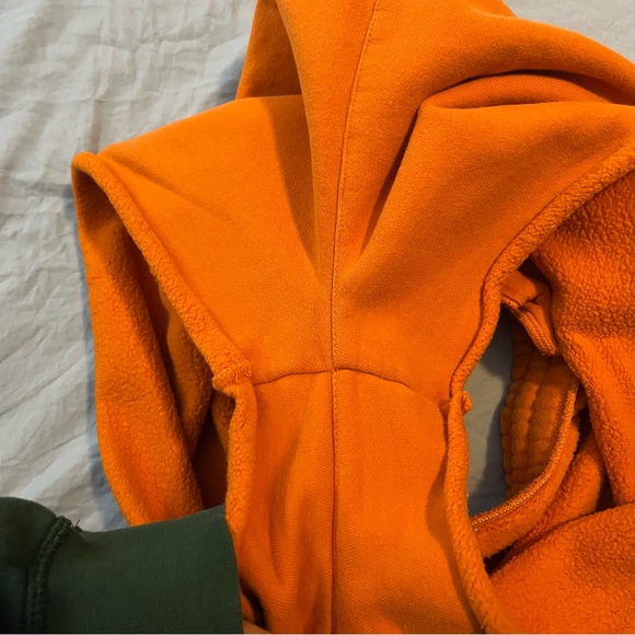Orange TNA cozy af fleece shorts - Picture 5 of 6